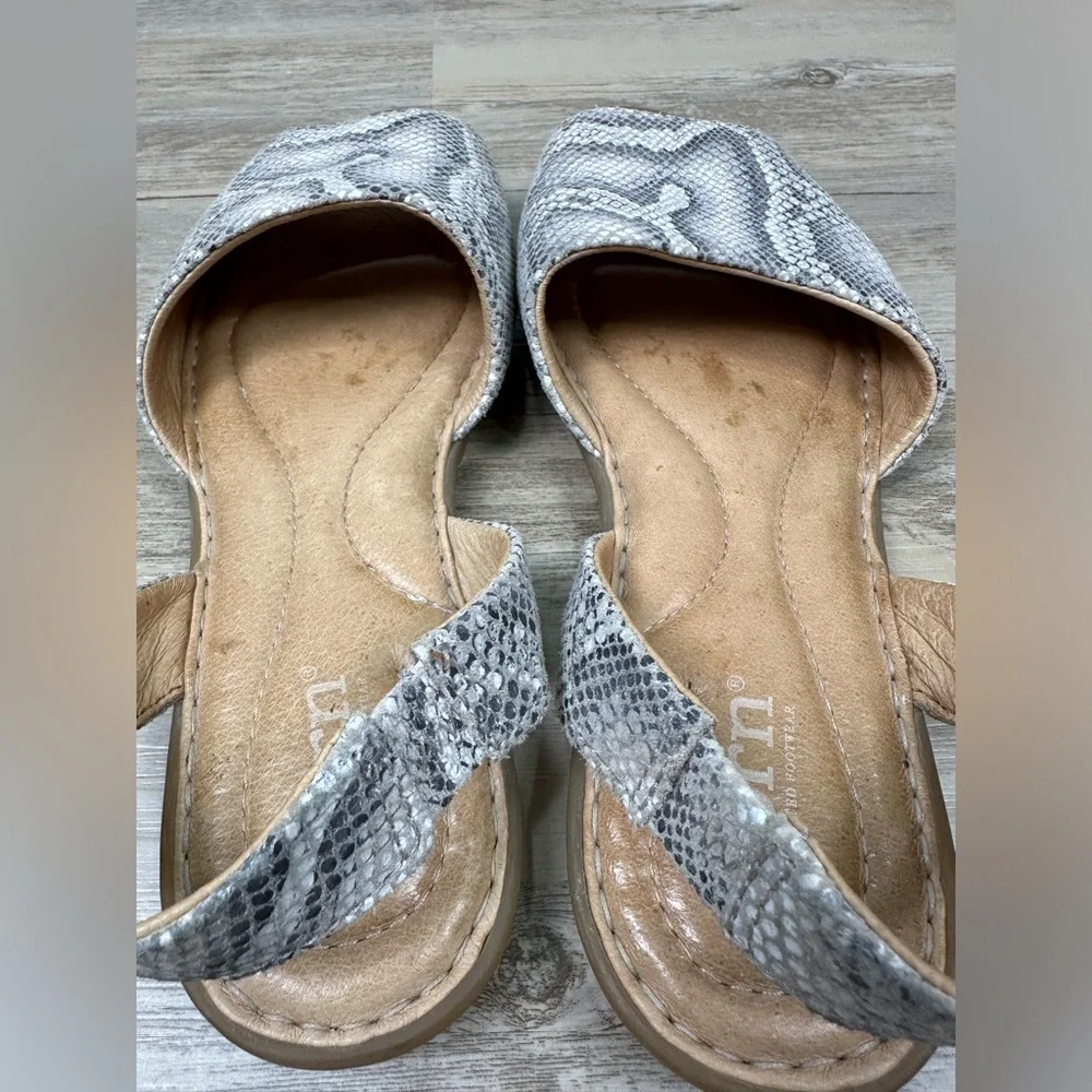 Born White Snake Skin Trang Leather Sandals Size 7